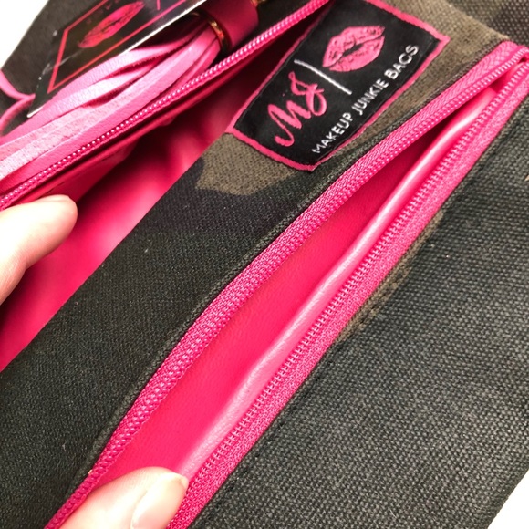 Brand New Makeup Junkie Miranda Bags - Picture 2 of 2
